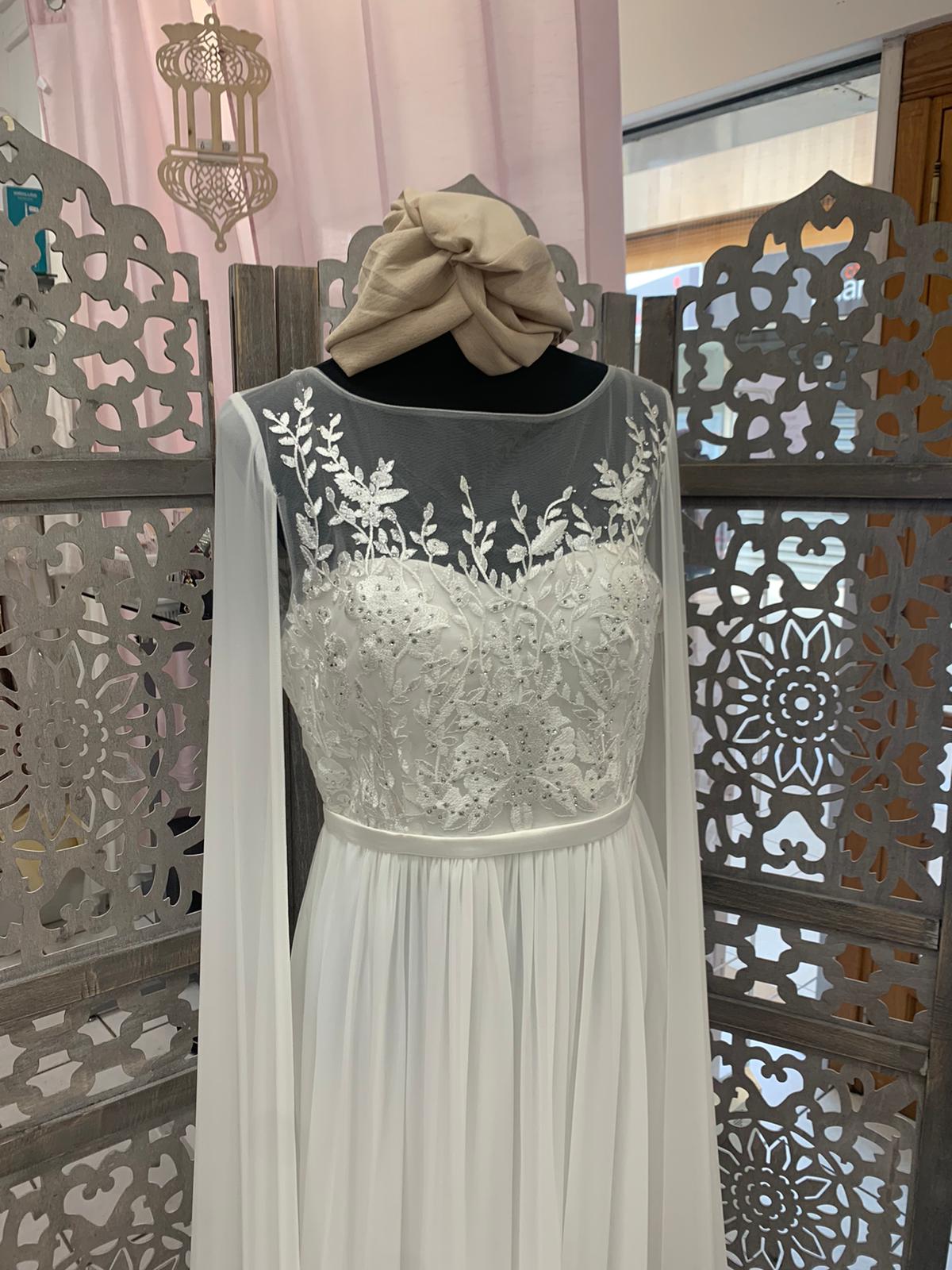 découvrez la signification du rêve de robe de mariée blanche en islam, un symbole de pureté, de bonheur et de bénédictions spirituelles selon les interprétations traditionnelles islamiques.